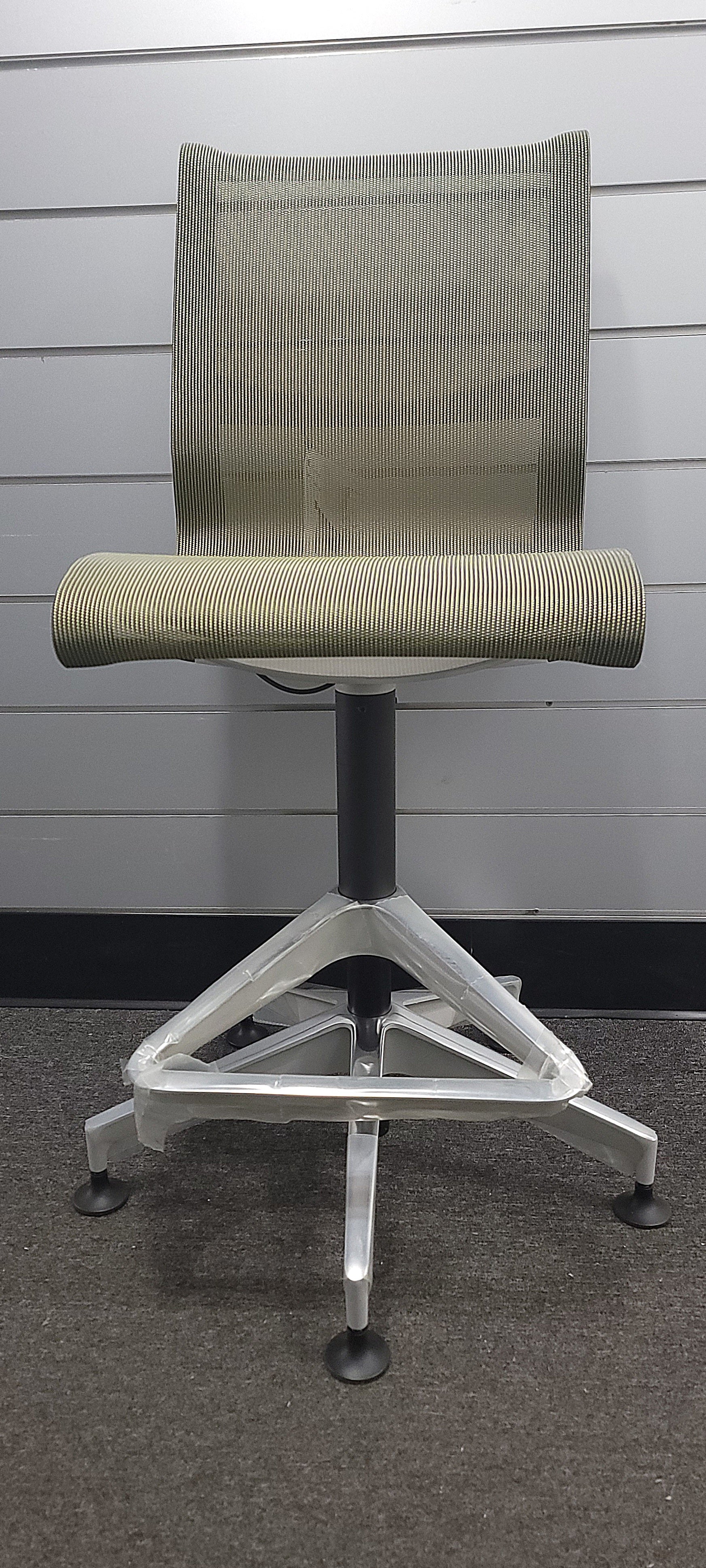 Setu Stool Chartreuse ***New in Box*** Side/Dining Herman Miller 