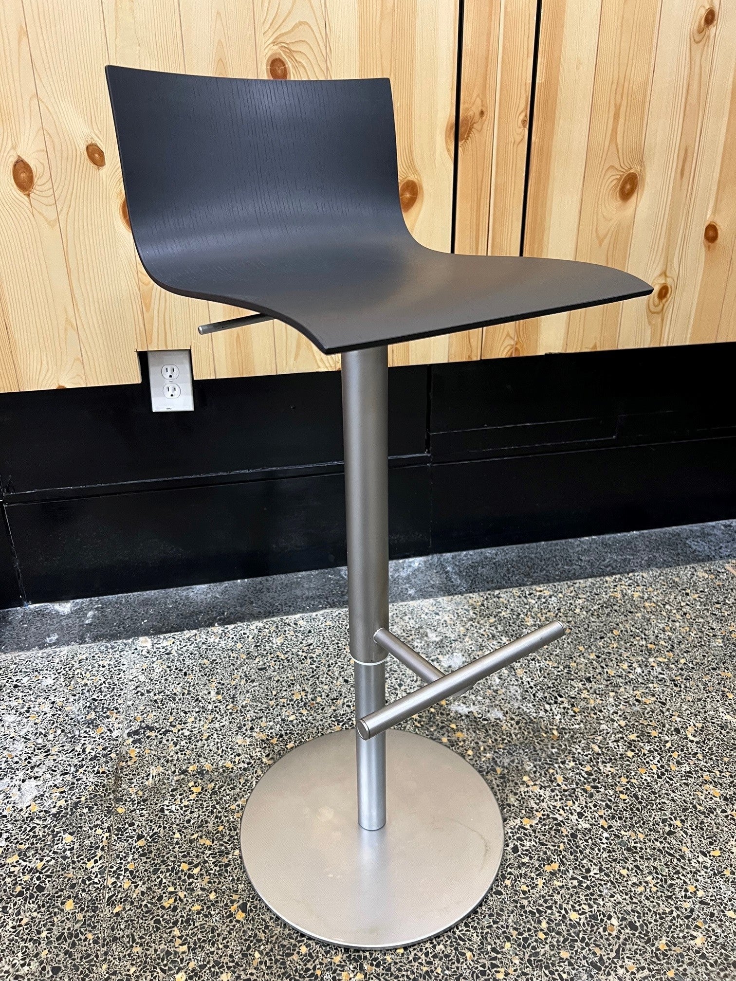 Thin Piston Stool- Lapalma ***Floor Sample*** bar seating Lapalma 