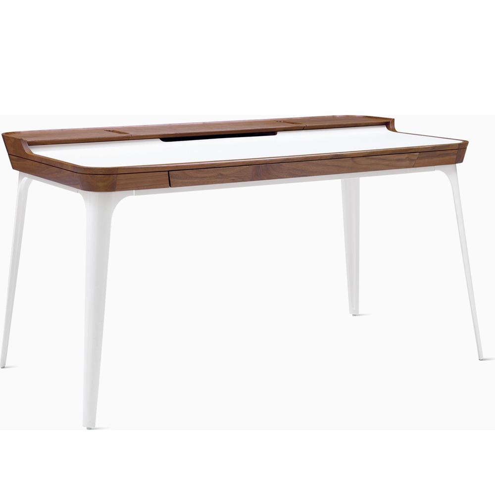 Airia Desk Desk&#39;s herman miller 